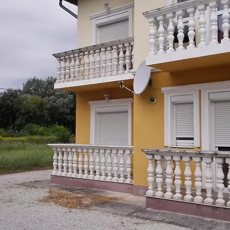 Katica Apartman * Kehidakustany
