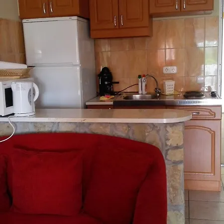 Apartment Katica Apartman Kehidakustany